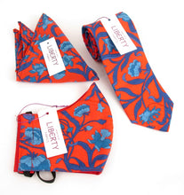 Face Mask Pleated Columbia Road Made with Liberty Fabric