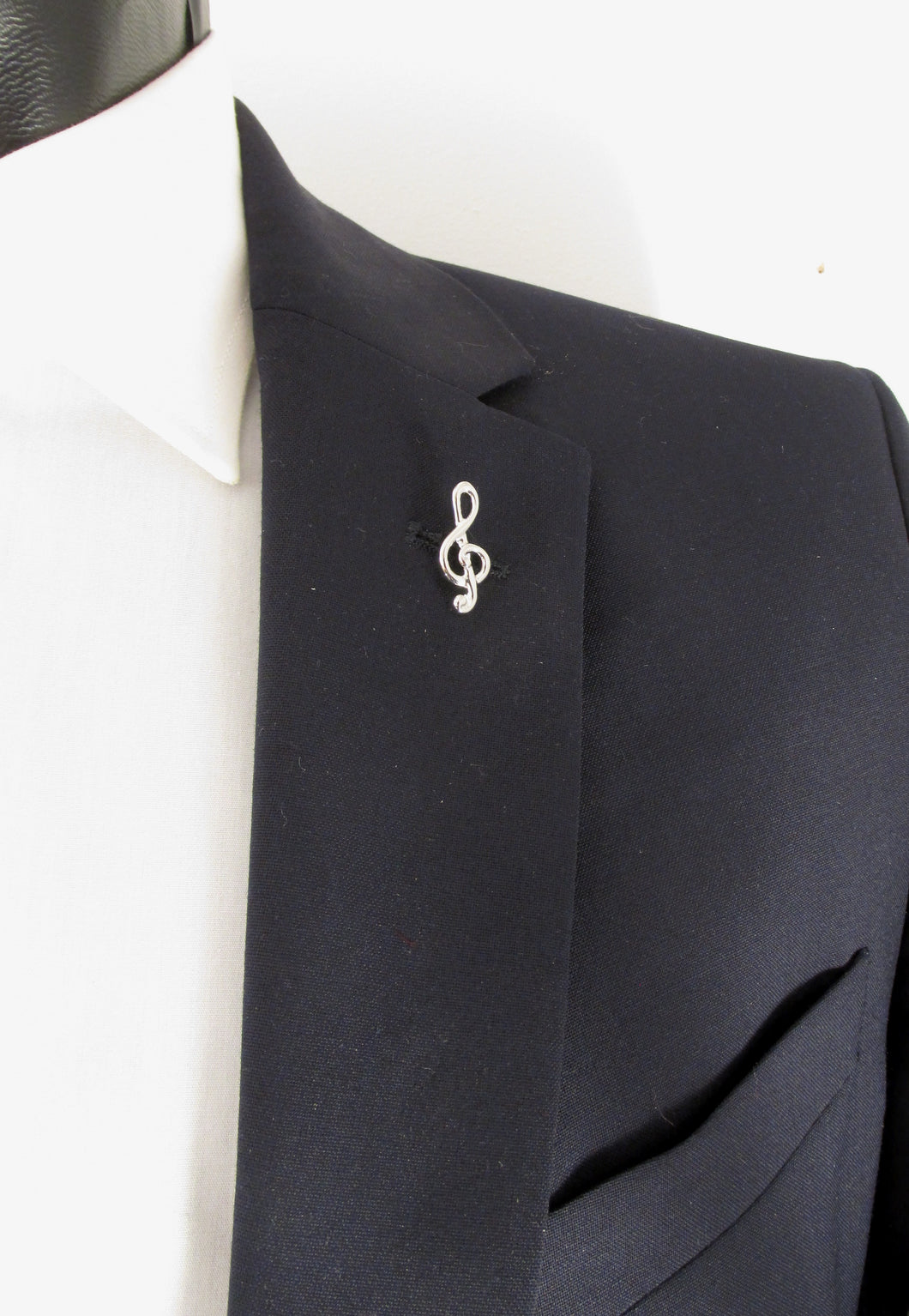 Treble Clef Music Note Lapel Pin