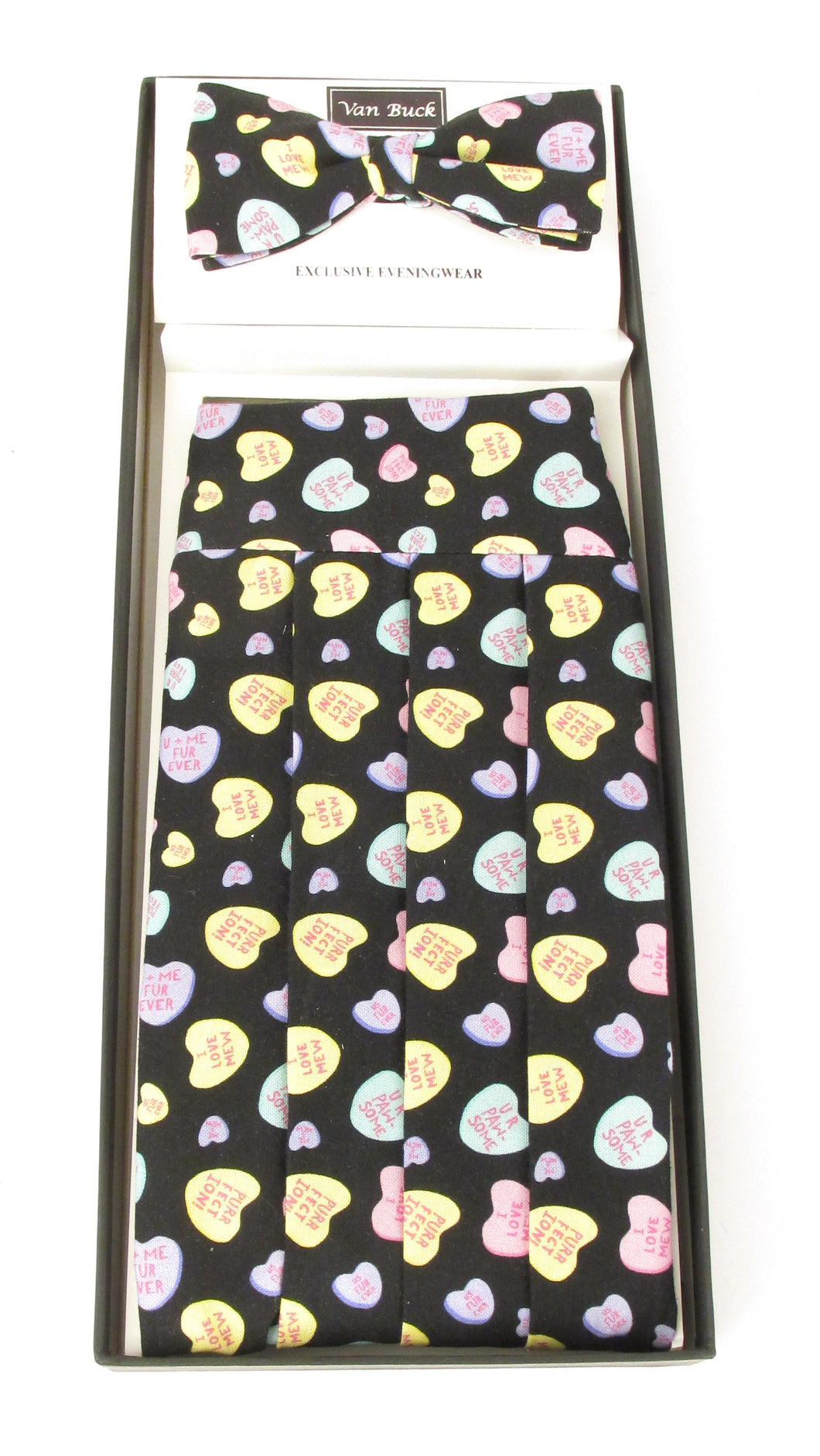 Love Hearts Cummerbund & Bow Tie Set by Van Buck