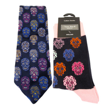 Van Buck Limited Edition Navy & Blue Skull Silk Tie & Socks Gift Set