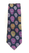 Van Buck Limited Edition Navy Skull Silk Tie & Socks Gift Set