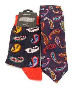 Van Buck Limited Edition Red Paisley Silk Tie & Socks Gift Set